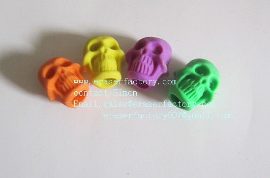  LXU12  mini skull erasers